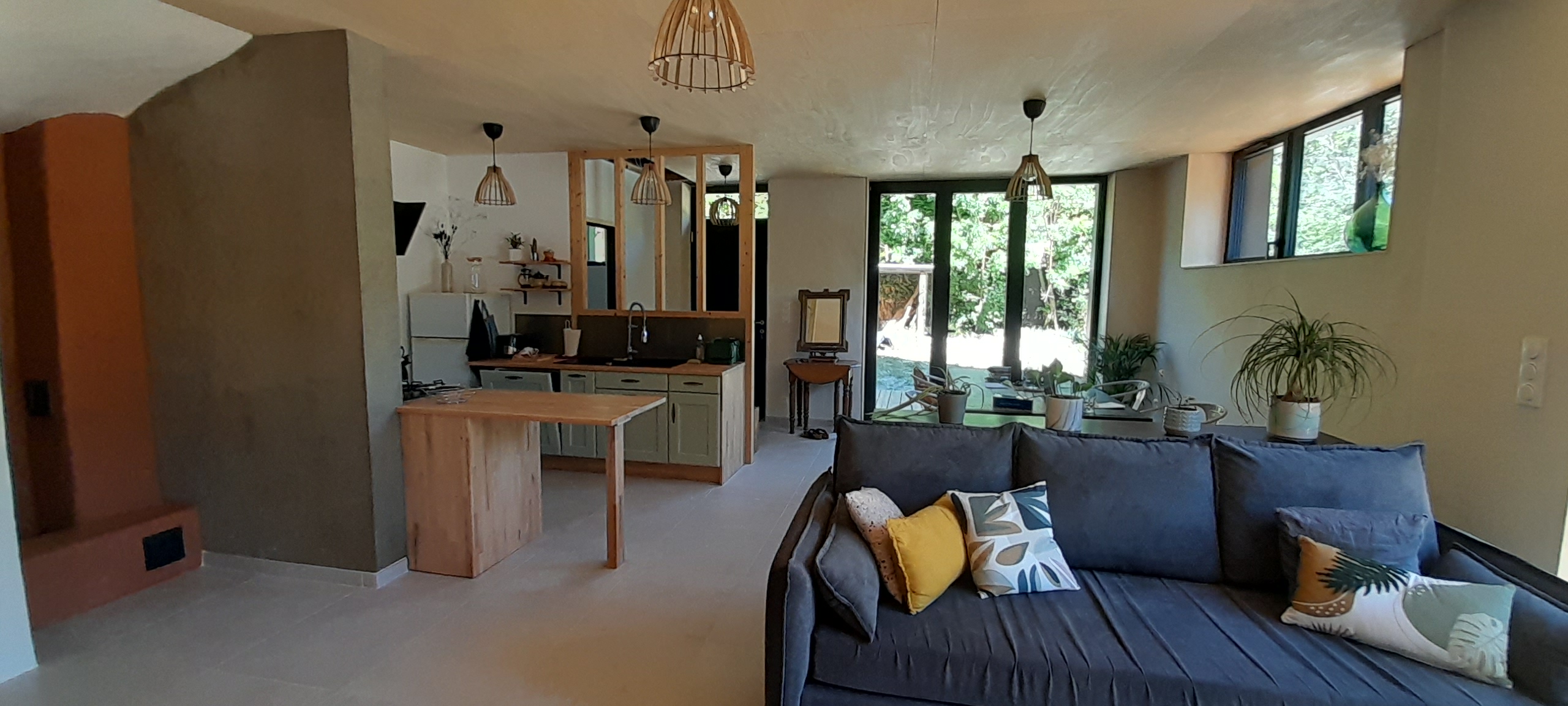 T2 indépendant en rez-de-jardin 